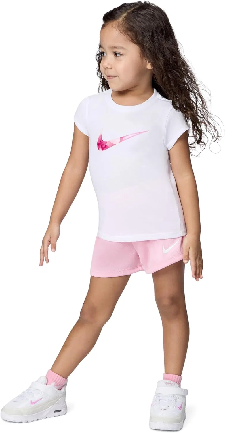 Детский спортивный комплект Nike из футболки и шорт, White/Medium Soft Pink