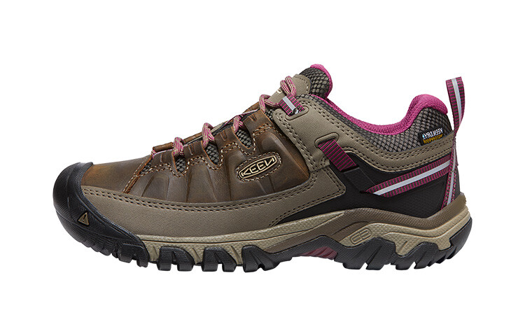 

Кроссовки женские Targhee 3 Hiking с низким верхом, черные Keen