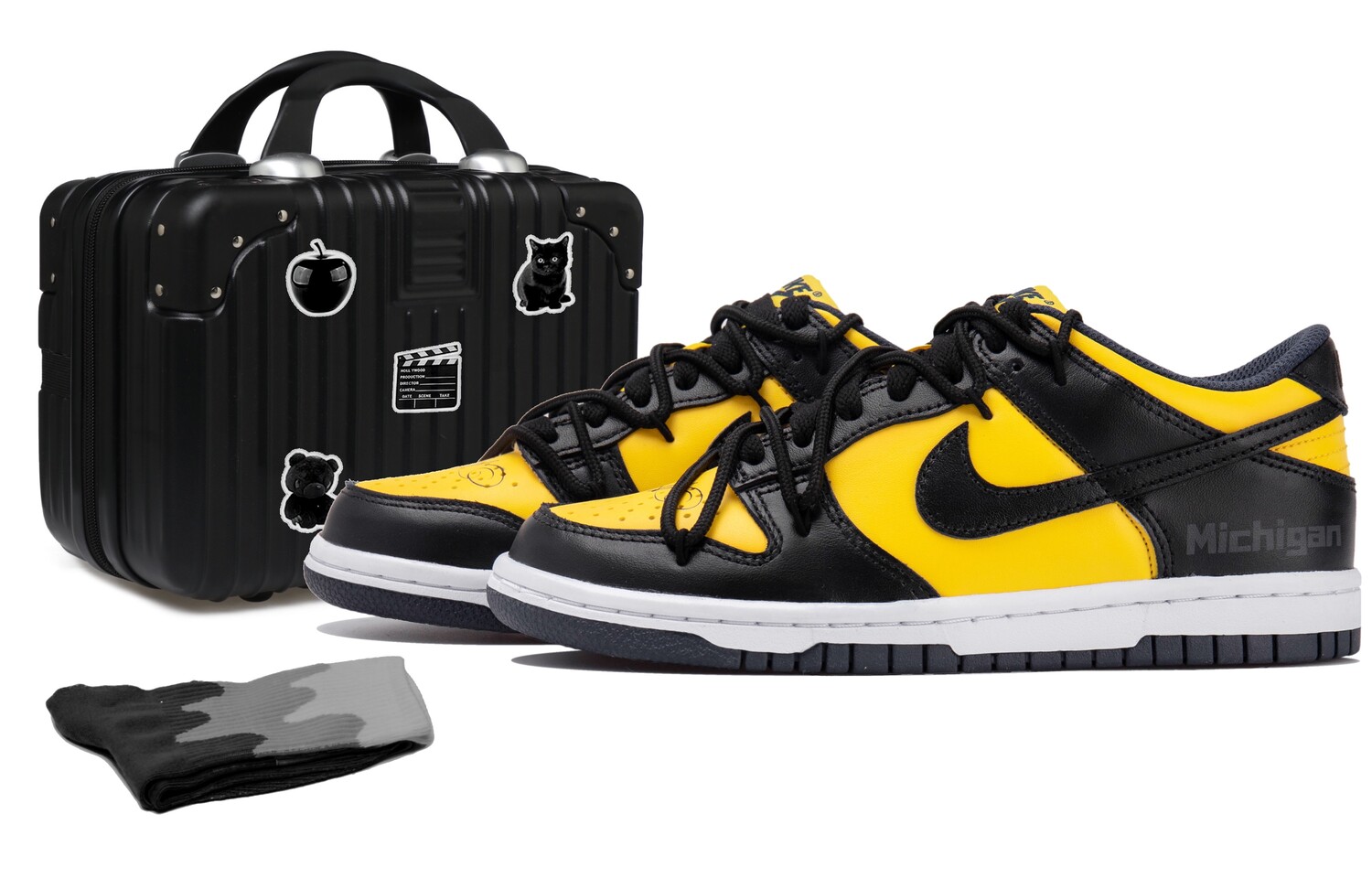 

Кроссовки Nike Dunk Skateboarding Shoes Women's Low-top Black/yellow, черный/желтый