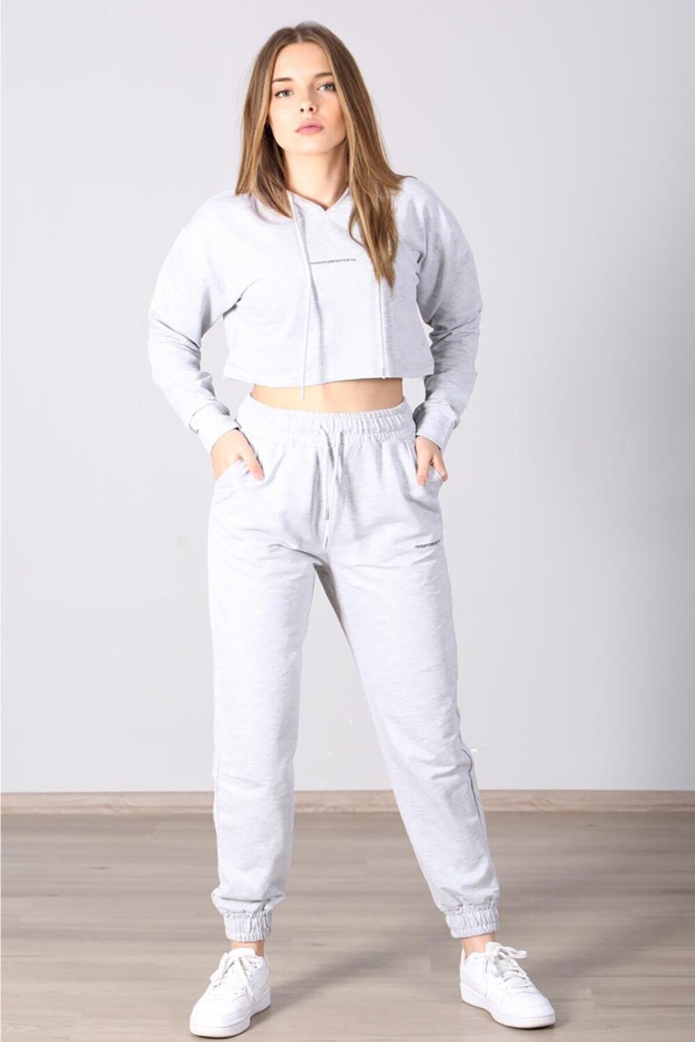 

Спортивный костюм Madmext, серый