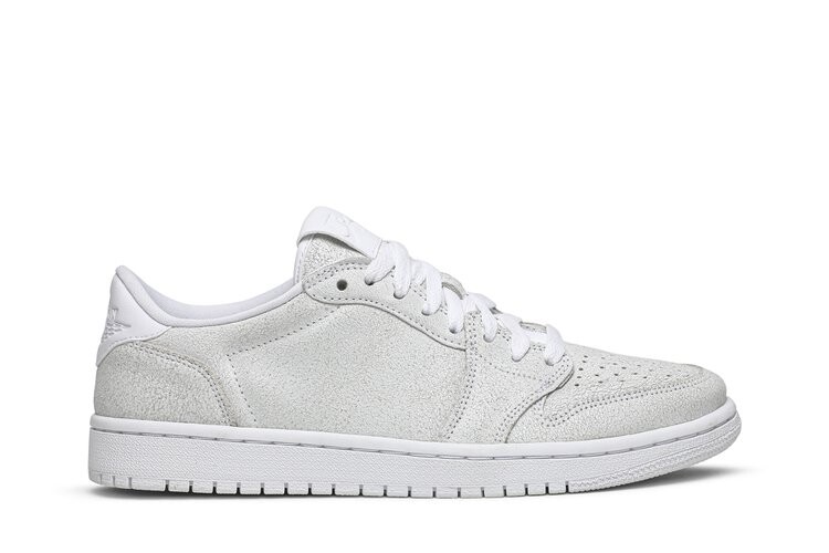 

Кроссовки Air Jordan Wmns Air Jordan 1 Low NS 'Triple White', черный