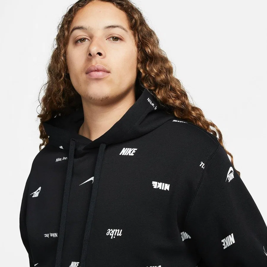 Свитшот мужской с капюшоном и принтом Nike Club Polar Allover, Черный — фото 3
