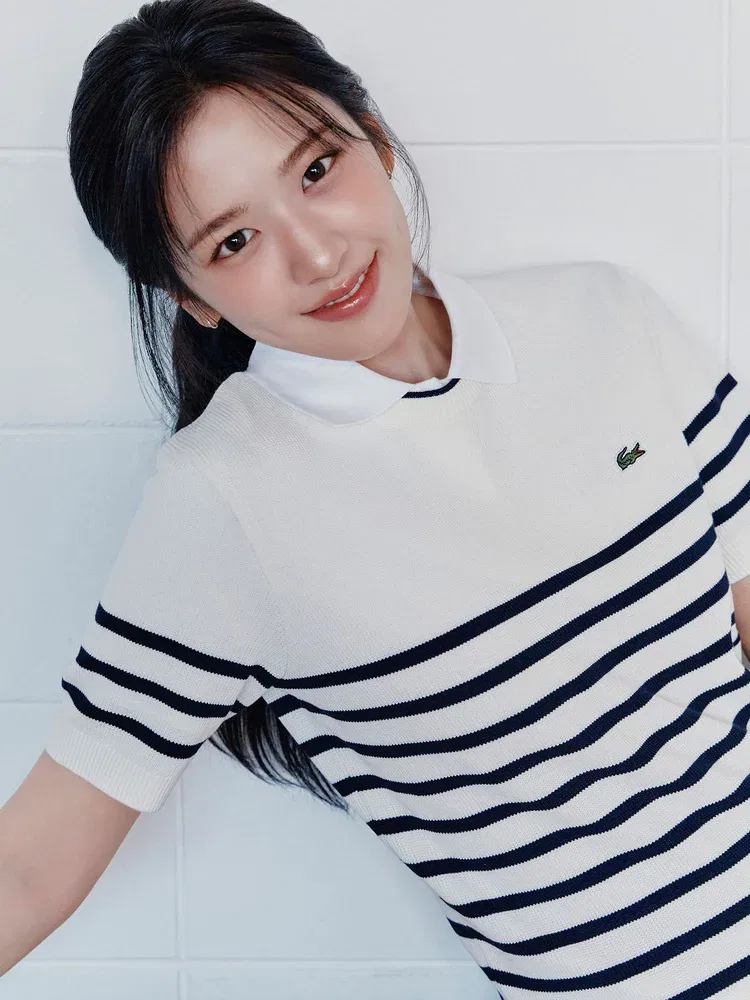 Свитер женский LACOSTE White с полосками