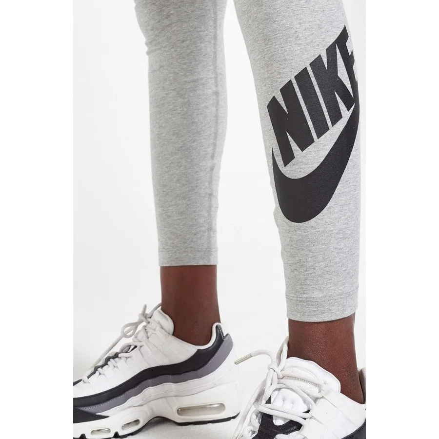 Леггинсы спортивные с принтом Nike Sportswear Club High Rise, Серый — фото 3