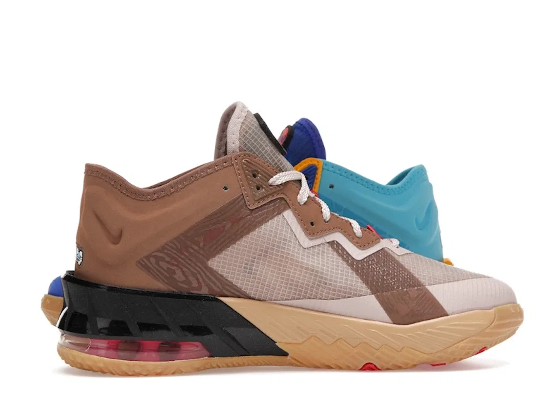 Детские кроссовки для мальчиков с принтом Nike LeBron 18 Low, Racer Blue/Baltic Blue-University Gold-White — фото 3