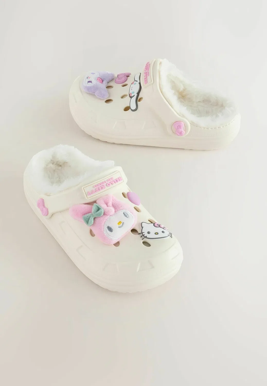 Тапочки-Сабо с подкладкой из искусственного меха Hello Kitty и ее друзей Next, Cream — фото 2