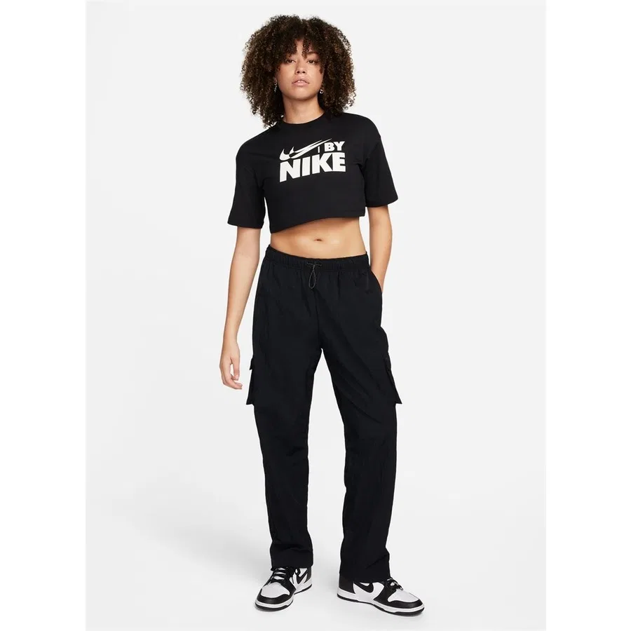 Женская футболка с круглым вырезом и коротким рукавом Nike NSW Crop Tee Gls, M, Черный — фото 2