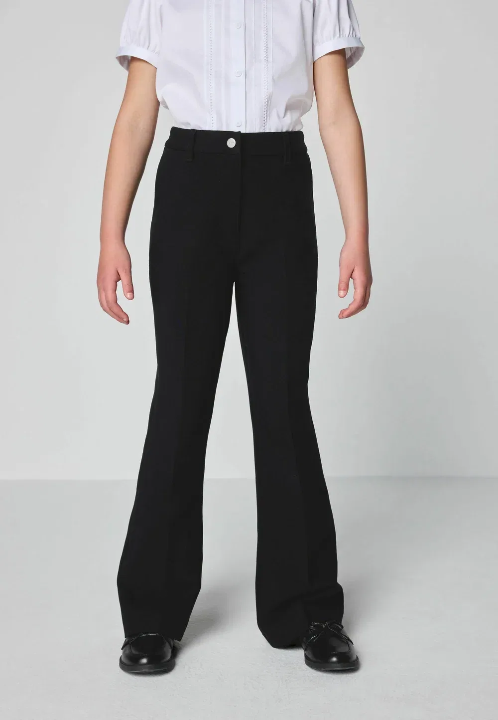 Классические расклешенные школьные брюки из тканого материала Clarks, Black