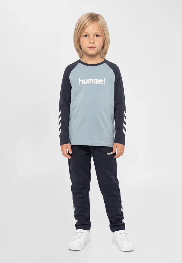 Унисекс - футболка с длинными рукавами Hummel, голубой