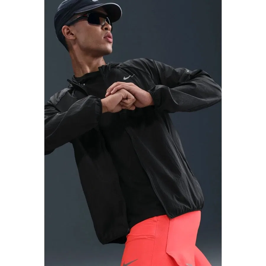 Шорты спортивные с внутренним слоем Dri-FIT Stride Hybrid Nike, Алый — фото 3