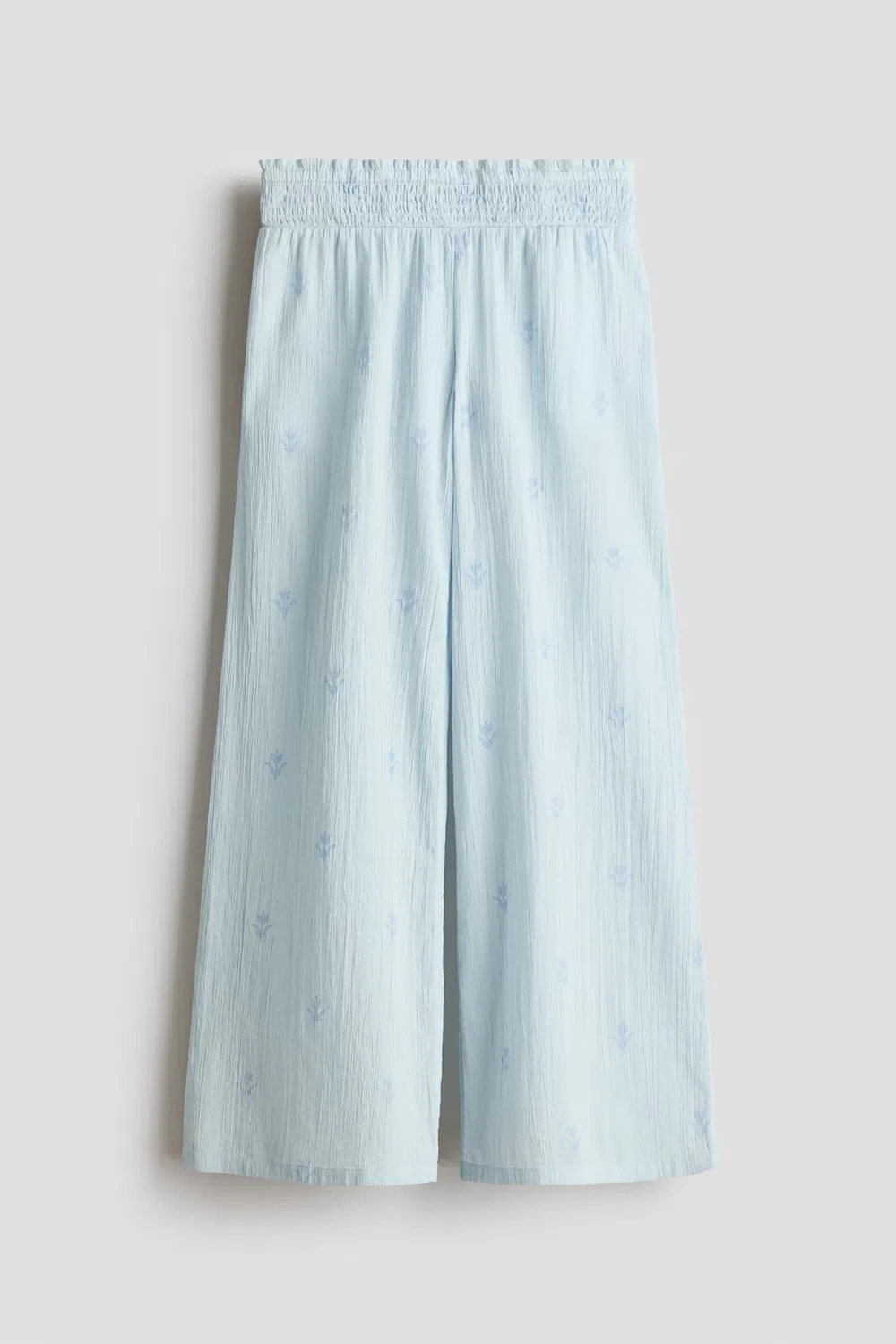 Мятые хлопковые брюки H&M, Hellblau/Geblümt