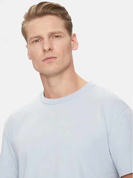 Футболка comfort fit Calvin Klein, светло-голубой — фото 4