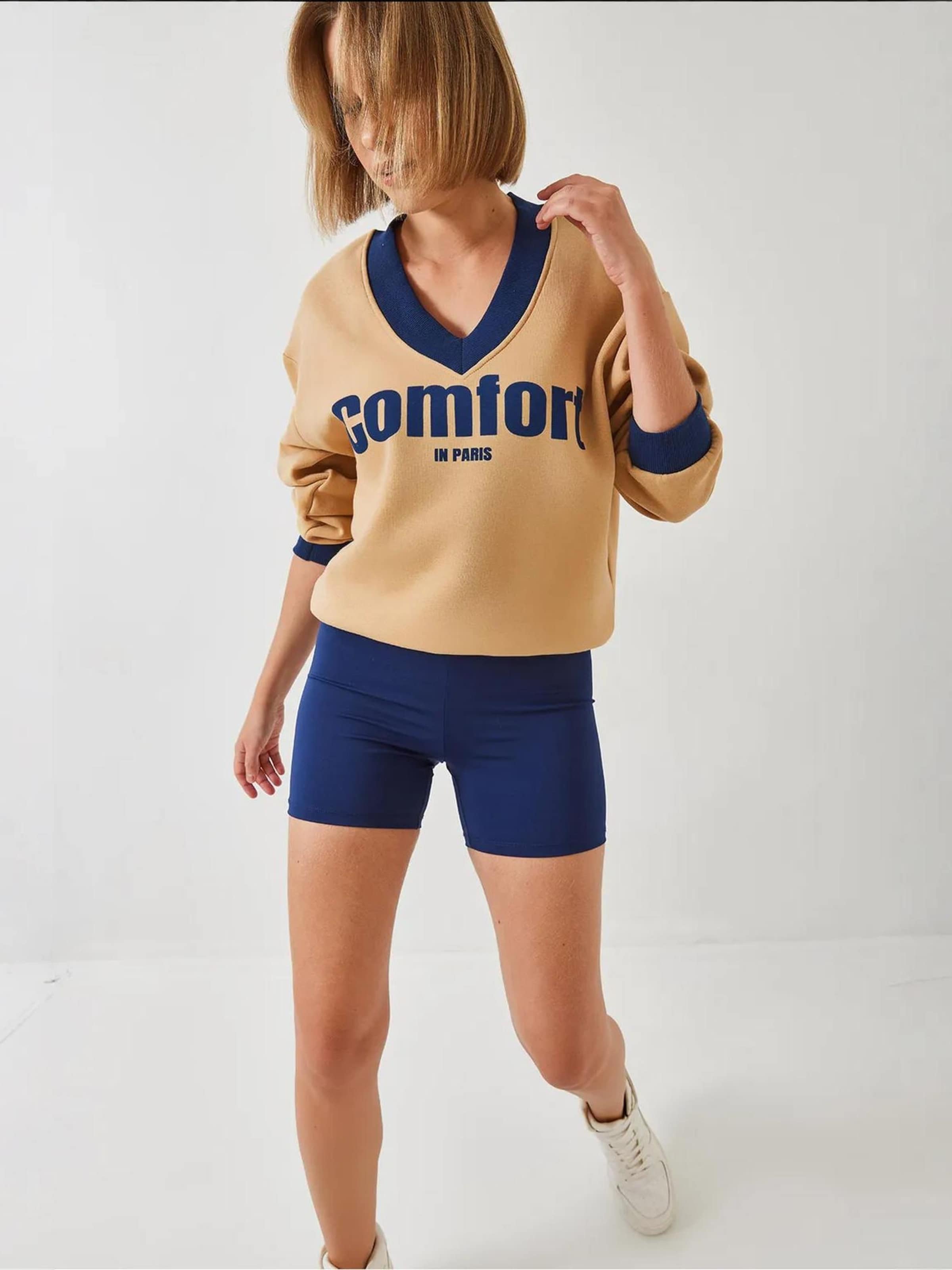 

Bianco Lucci Свитшот в цвете Camel