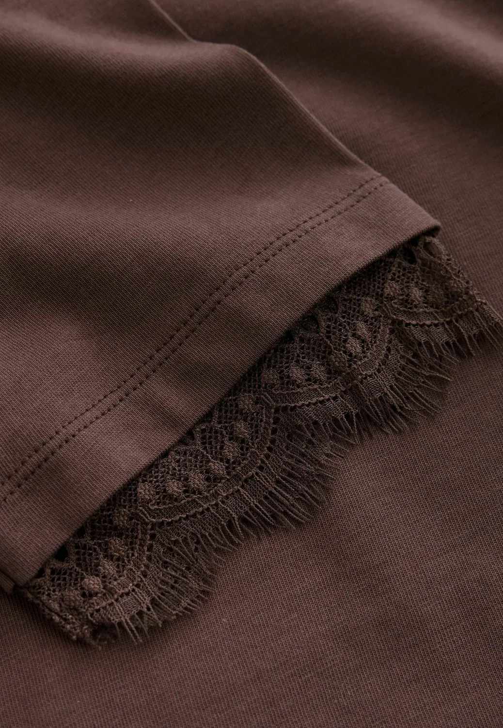 Футболка стандартного кроя с кружевной отделкой. Футболка с принтом Smallsaints, Brown — фото 3