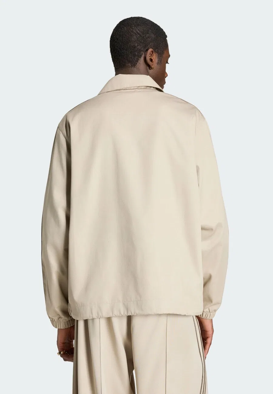 Куртка ADIDAS ORIGINALS Between-Season цвета хаки — фото 3