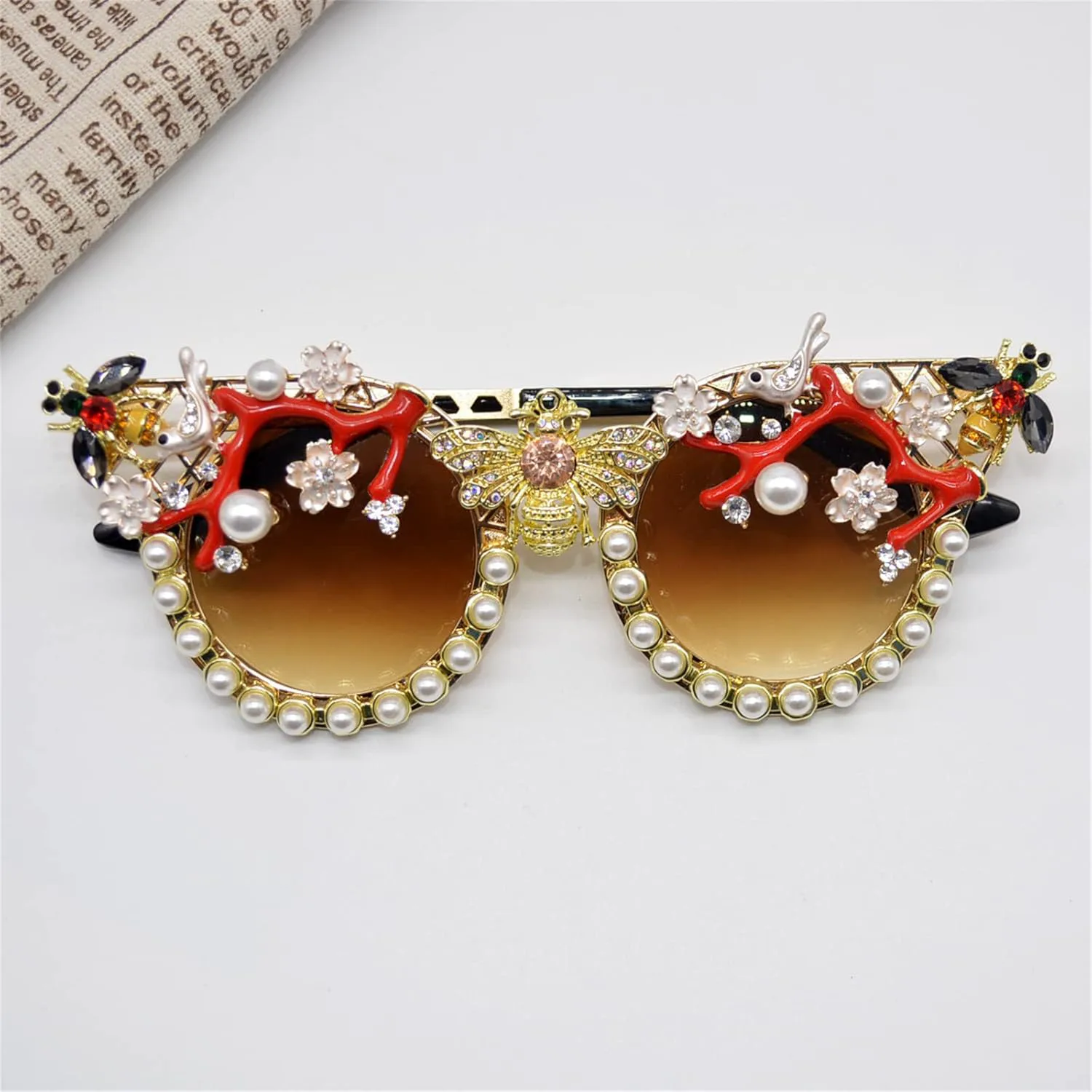 

Солнцезащитные очки Willochra с круглыми стразами для женщин, большие бриллиантовые очки, очки в стиле «кошачий глаз» для вечеринок, хрустальные очки, Brown Red