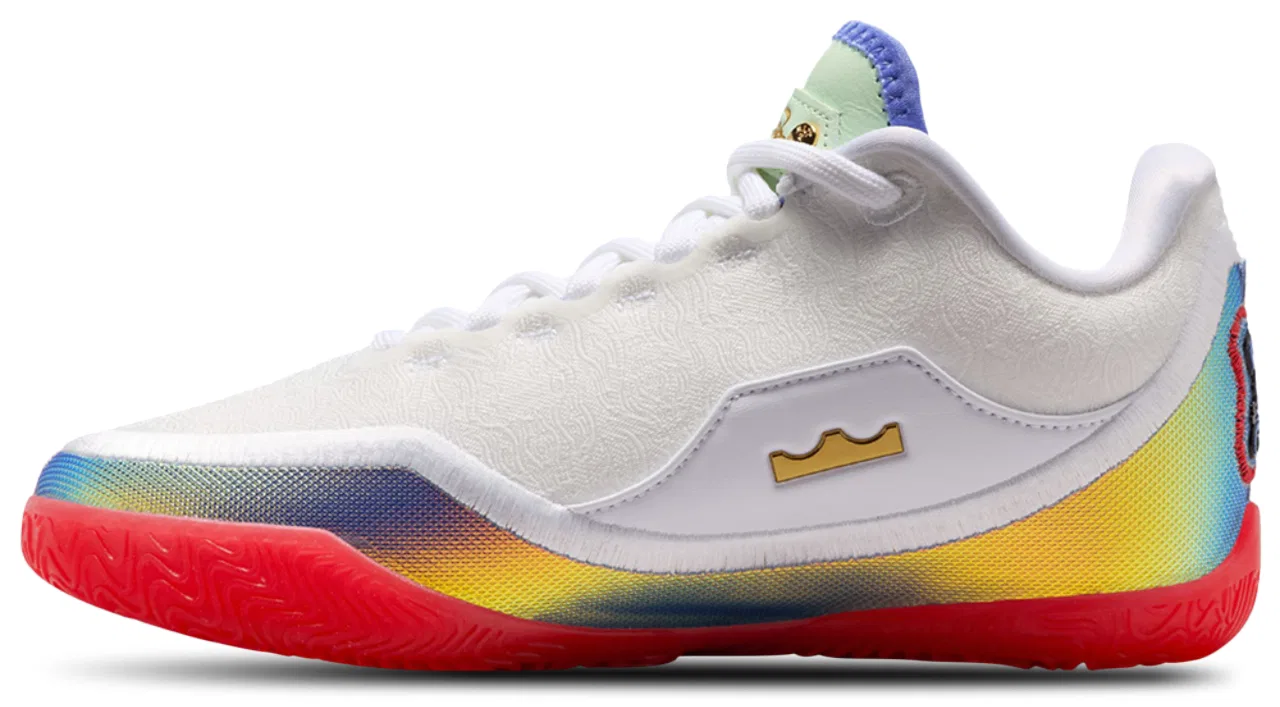 Кроссовки для мальчиков Lebron XXIII Nike, цвет White/Multi/Light Crimson — фото 2