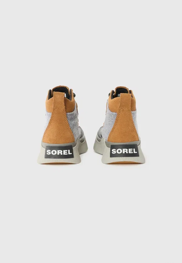 Ботинки водонепроницаемые Youth out n about Sorel, Taffy/Black, черный — фото 3