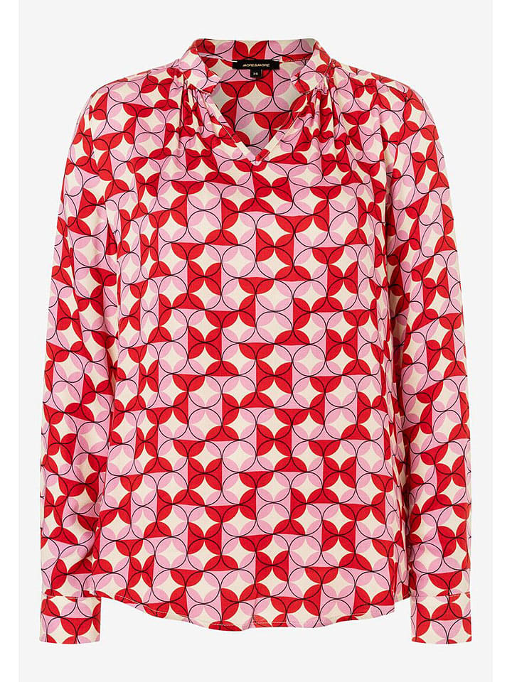 

Блузка More & More