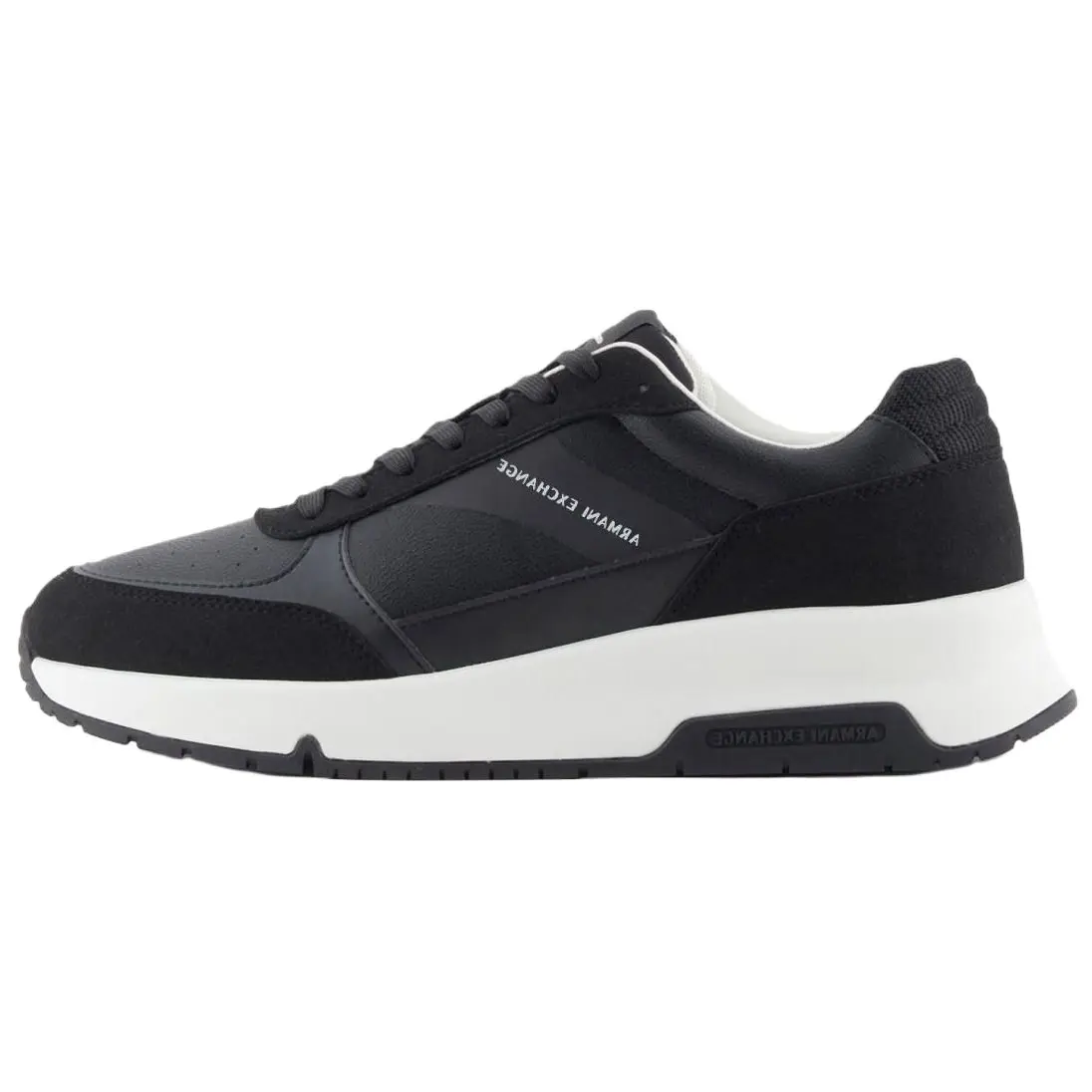 

Кроссовки мужские Lifestyle Shoes Men Low-Top Black Armani Exchange
