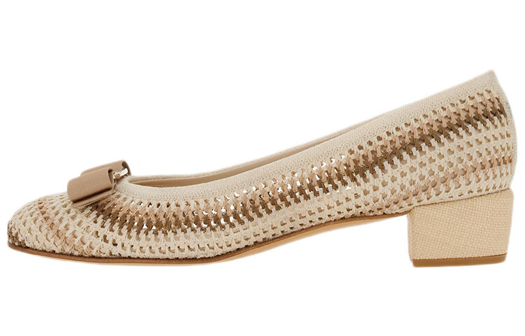 Туфли Vara Mary Jane женские белые Ferragamo