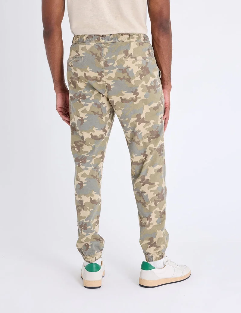 Мужские джоггеры U.S. Polo Assn. Camo Print Stretch Twill, хаки/камуфляж — фото 2