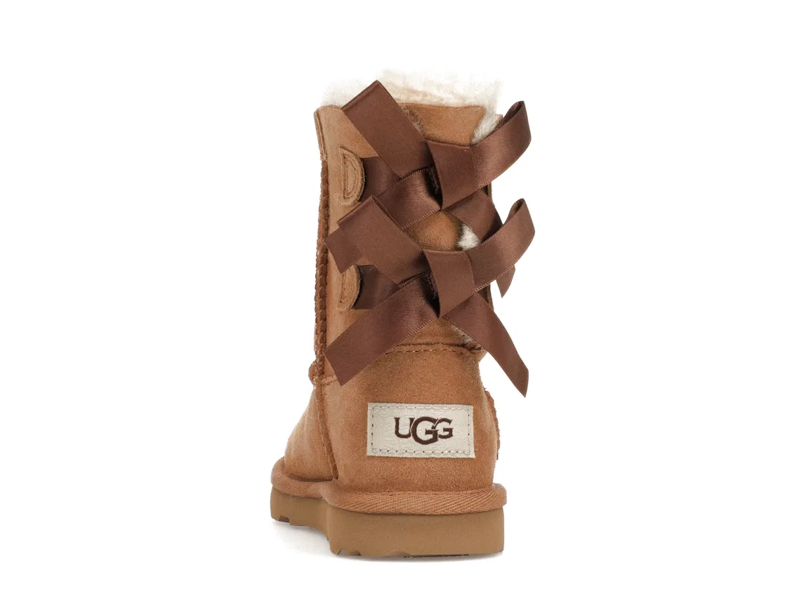 Детские ботинки с бантом UGG Bailey Bow II Boot, Chestnut — фото 4