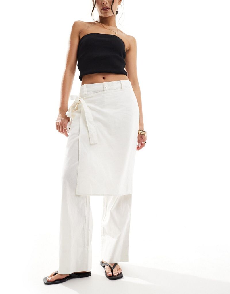 

ASOS DESIGN — Белые льняные шорты с запахом