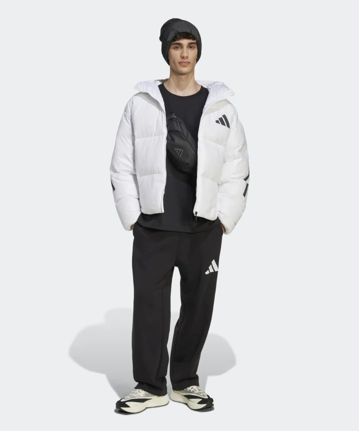 Мужской пуховик с капюшоном Climawarm, модель Z.N.E. Puffer, Adidas, White — фото 4
