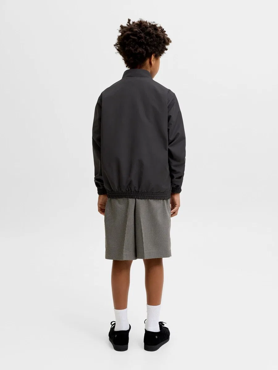 Детская межсезонная куртка 'JORCassis' черного цвета Jack & Jones Junior — фото 3