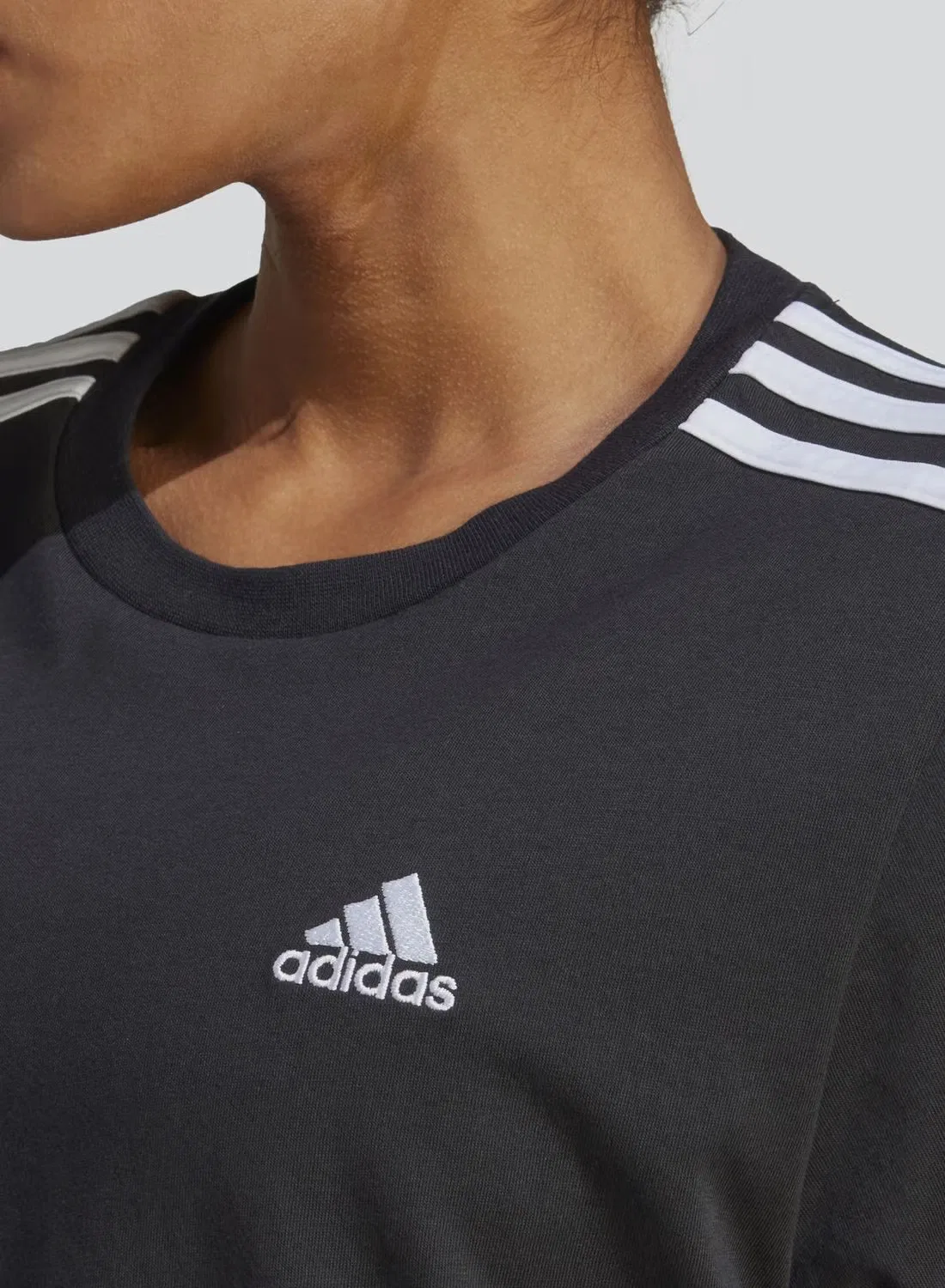 Футболка укороченная Essentials 3-Stripes Adidas, черный — фото 3