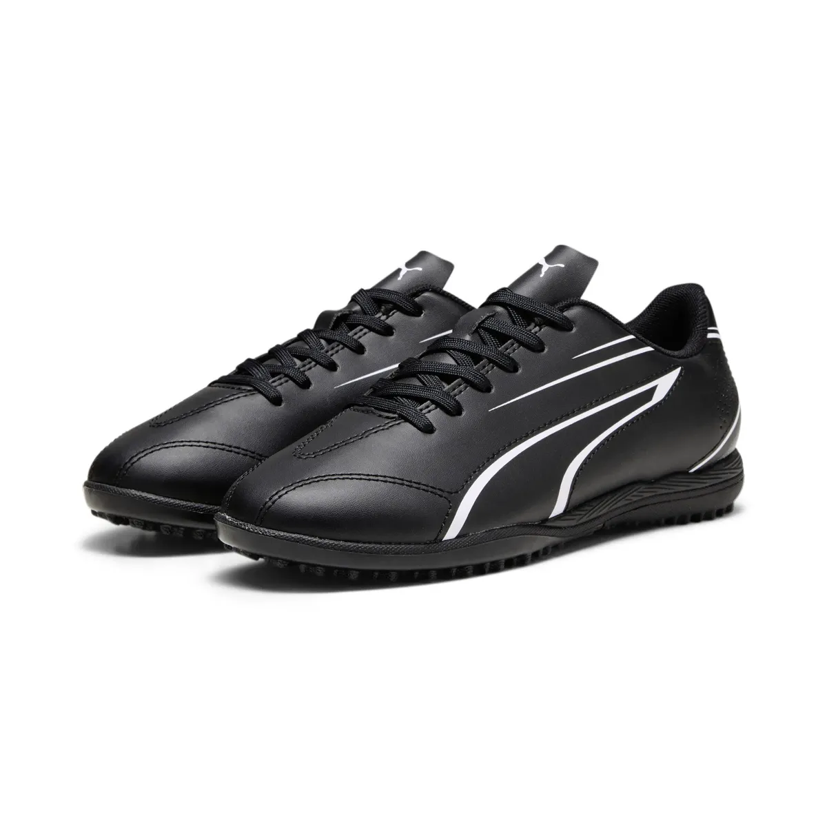 

Футбольные кроссовки PUMA "VITORIA TT JR", белый
