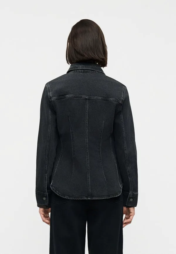 Длинная приталенная рубашка-блузка на пуговицах Gap, Black Wash — фото 3