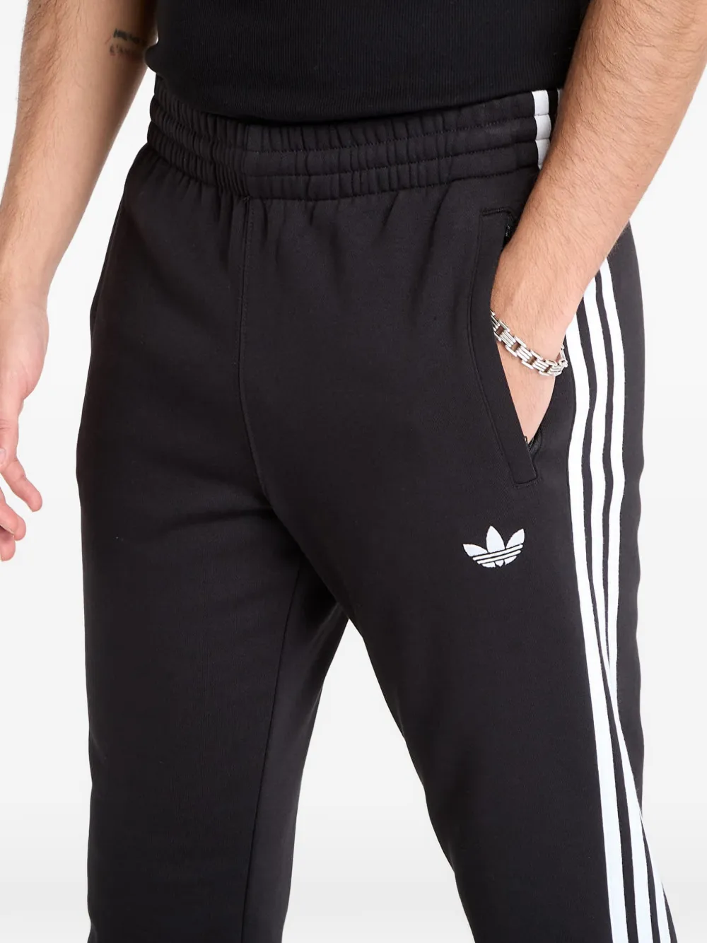 Трикотажные брюки с логотипом и полосатыми деталями Adidas, черный — фото 4