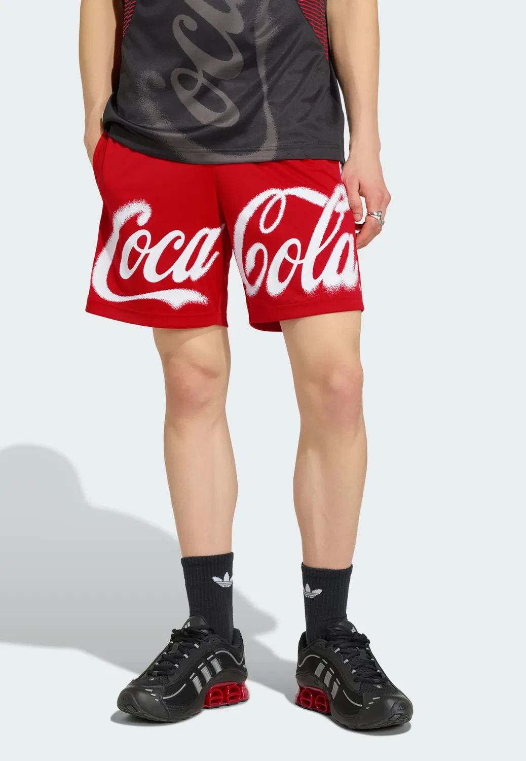 Шорты Adidas Originals Regular Pants Coca Cola красного цвета — фото 3