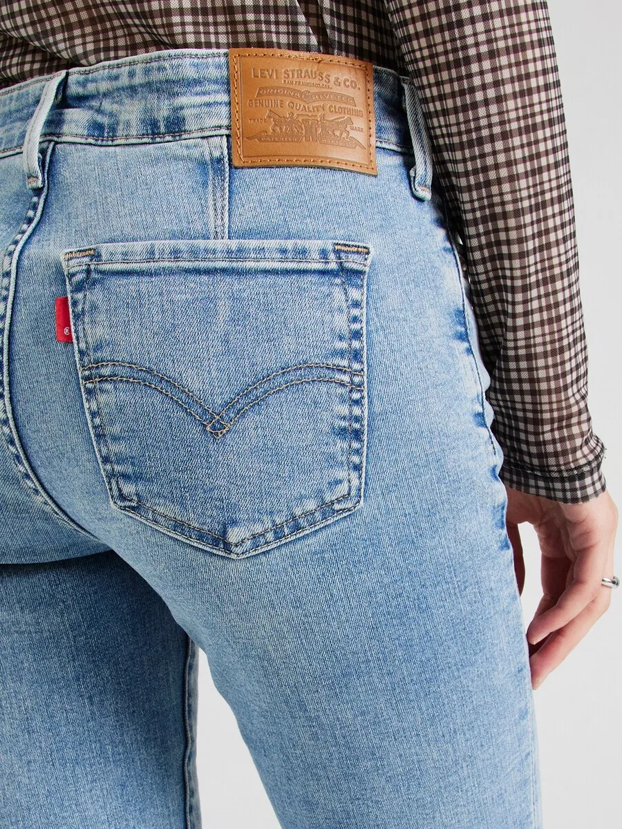 Джинсы LEVI'S Slim fit '712 Slim Welt Pocket' синего цвета — фото 2