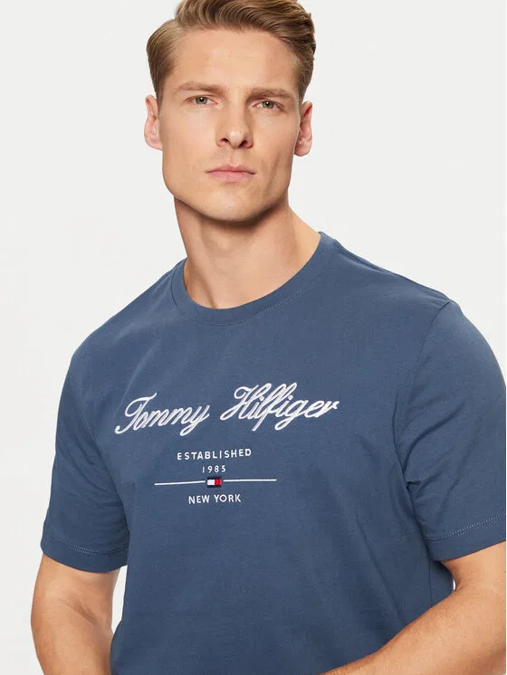 Футболка regular fit Script Logo Tee Tommy Hilfiger, синий — фото 4