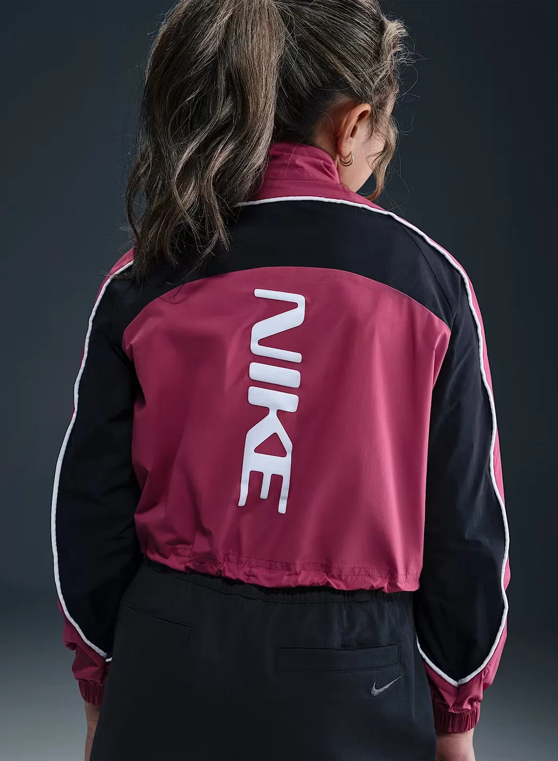 Куртка с графическим принтом Nike NSW Star, свекольный — фото 2