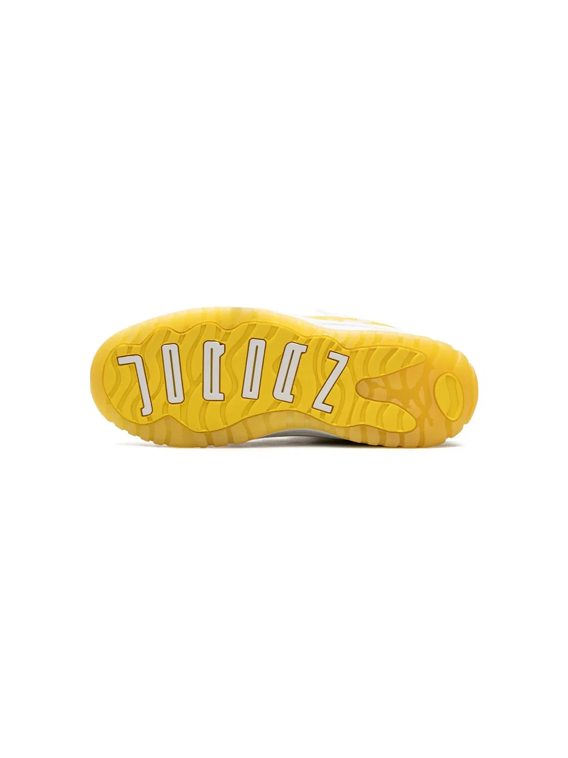 Кроссовки Air Jordan 11 Low Yellow Snakeskin — фото 2