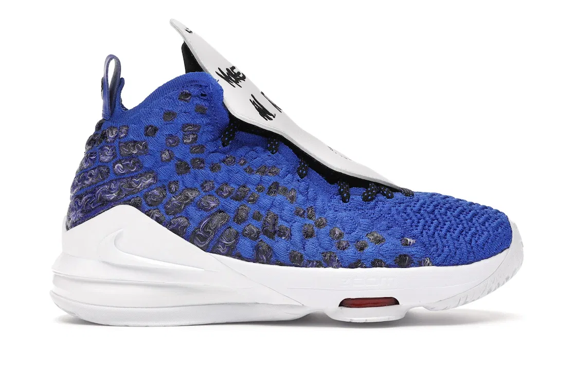 Детские кроссовки для мальчиков баскетбольные Nike LeBron 17, Racer Blue/White-Black