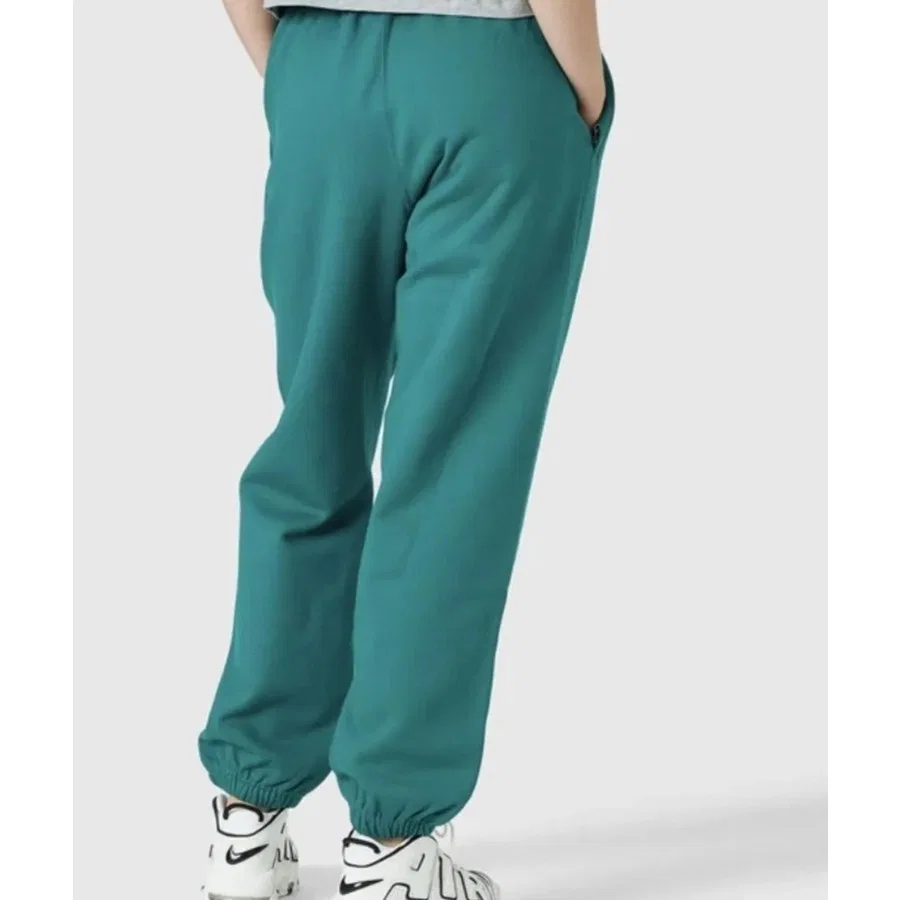 Женские спортивные брюки свободного кроя с высоким поясом, модель Solo Swoosh Fleece Pant, Nike, Зеленый — фото 2