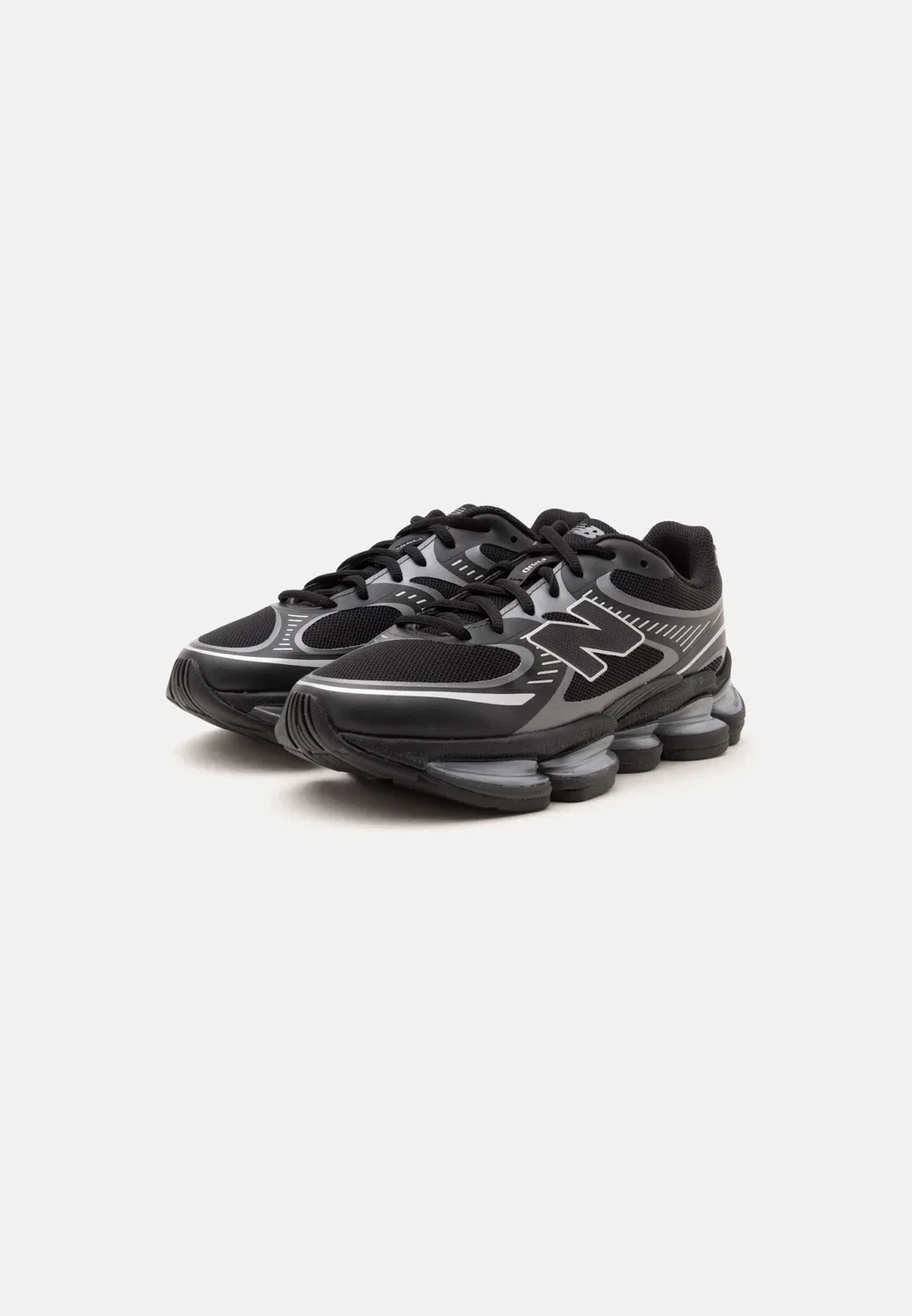 2000 унисекс - кроссовки New Balance, Black Silver Metallic — фото 2