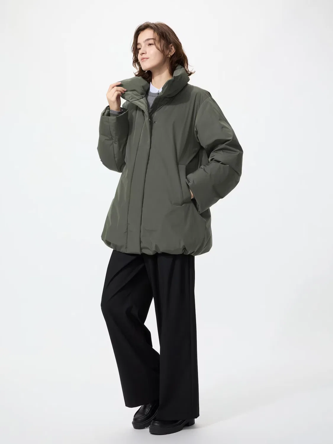 Пуховое пальто Uniqlo Нестеганое короткое, черный — фото 2