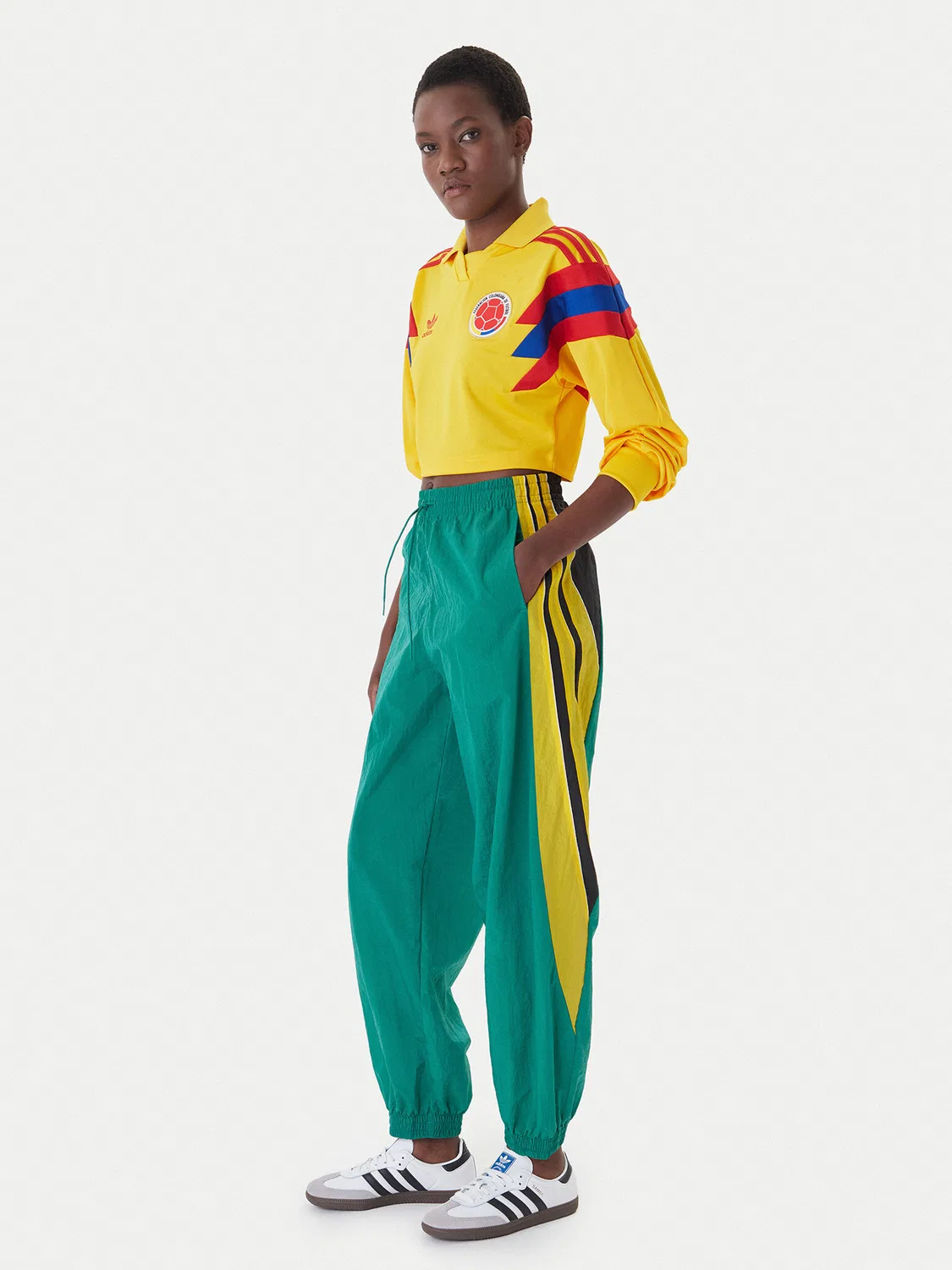 Женские спортивные брюки свободного кроя Sport Santiago Adidas, зеленый — фото 2