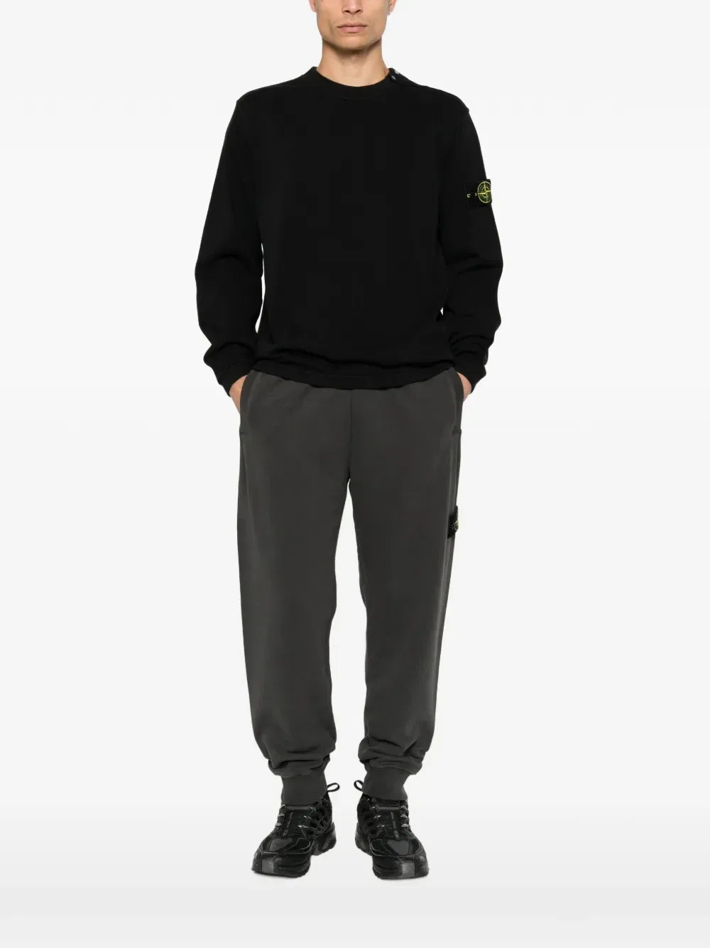 Свитшот с нашивкой-логотипом и пуговицами на плечах Stone Island, черный — фото 3