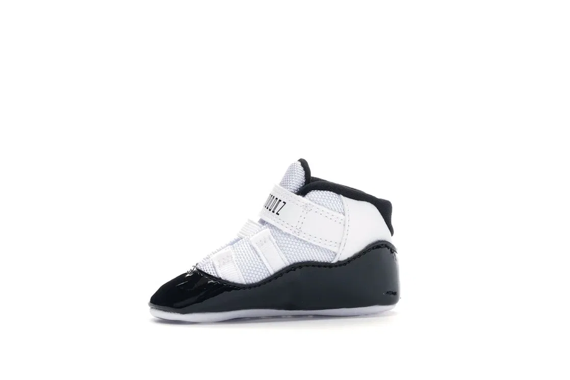 Детские кроссовки Lifestyle Jordan 11 Retro Jordan, White/Black-Concord — фото 3
