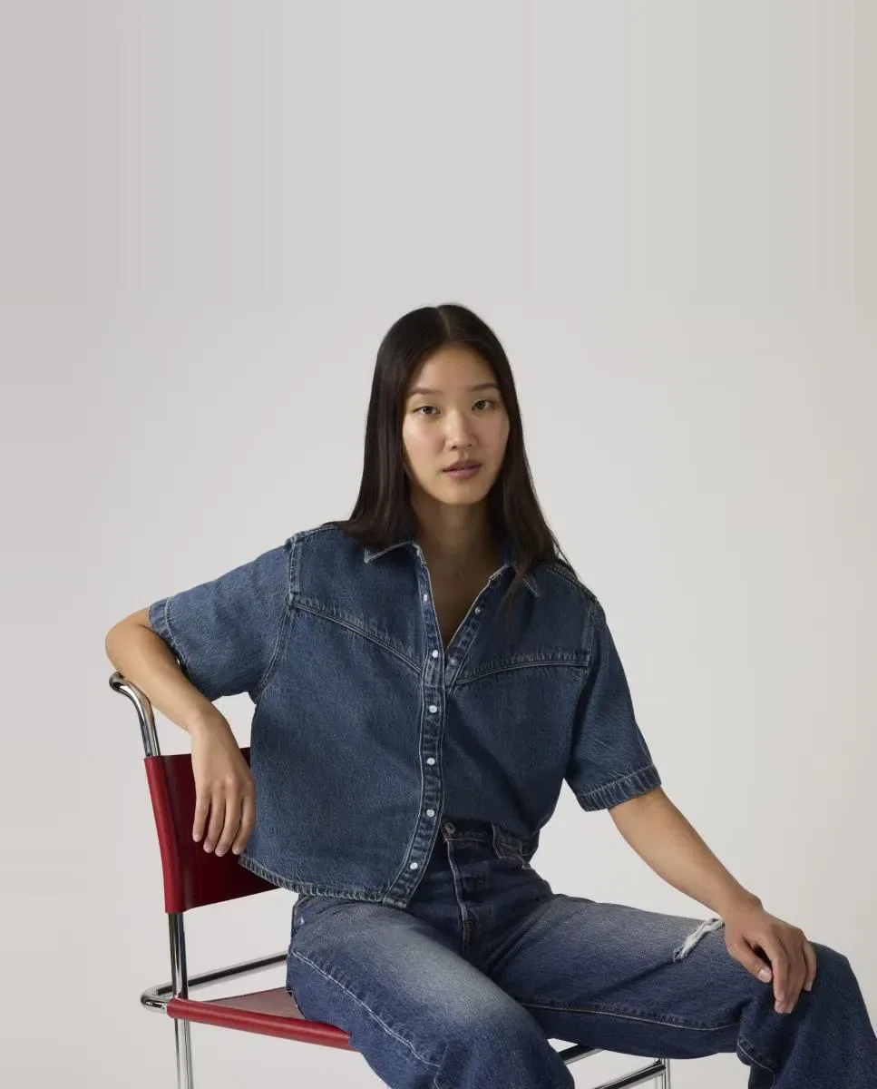 Женская джинсовая рубашка-кроп с коротким рукавом Levi's, Azul Índigo — фото 4