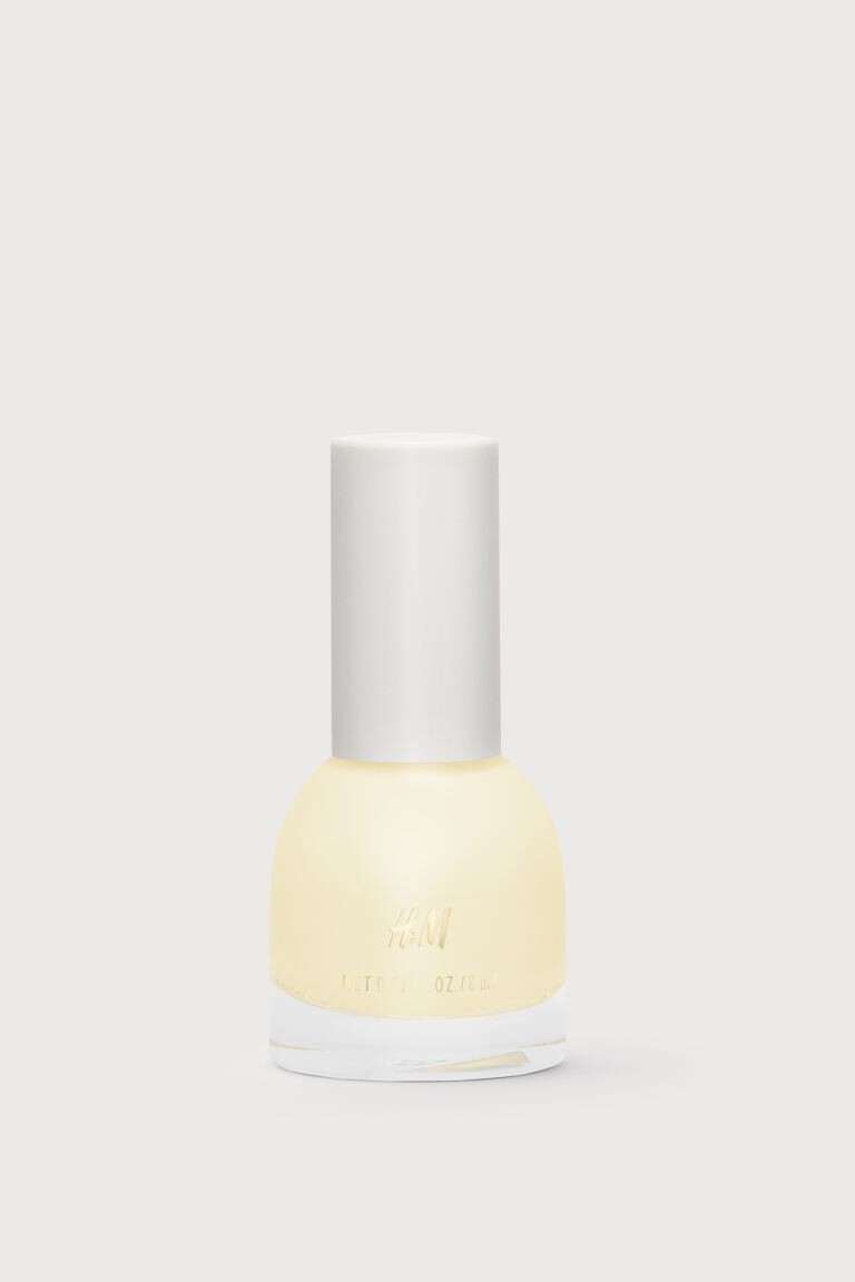 

Лак для ногтей H&M, оттенок Lemon Parfait