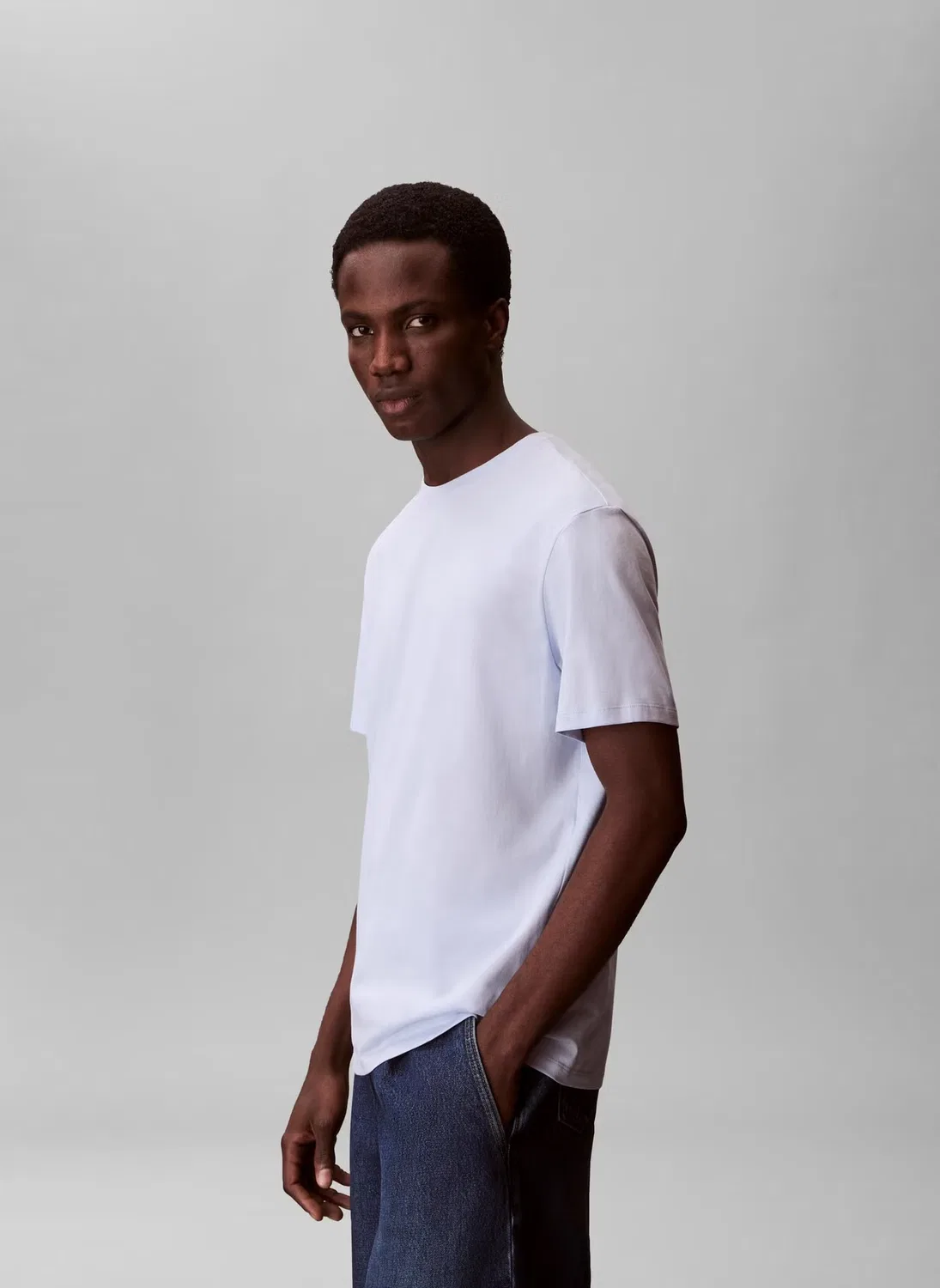 Футболка с круглым выворотом Logo crew neck Calvin Klein, синий — фото 3
