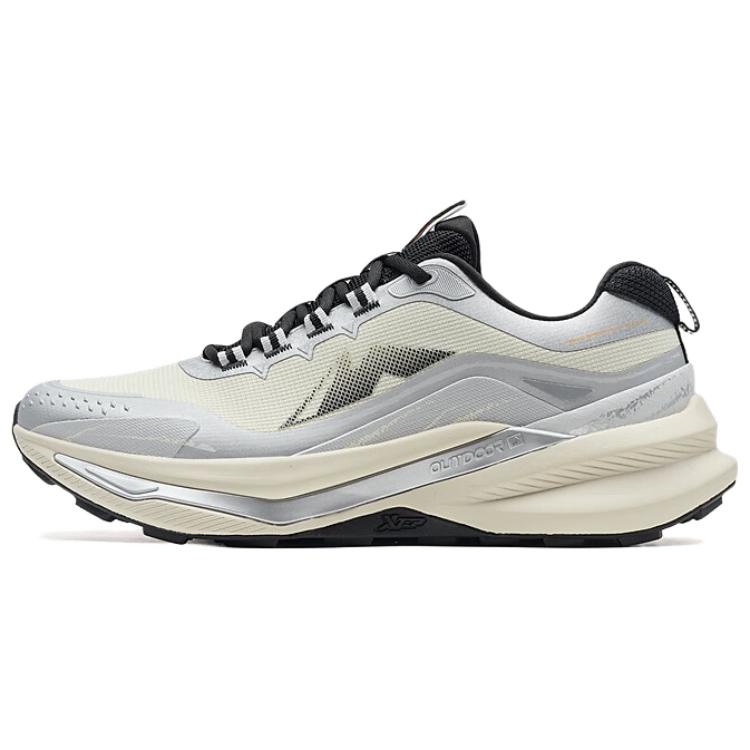 

XTEP Легкие и износостойкие низкие походные ботинки мужские серебристо-серого цвета